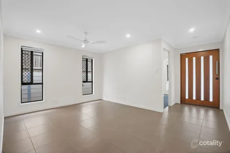 Property photo of 167 Woodline Drive Spring Mountain QLD 4300