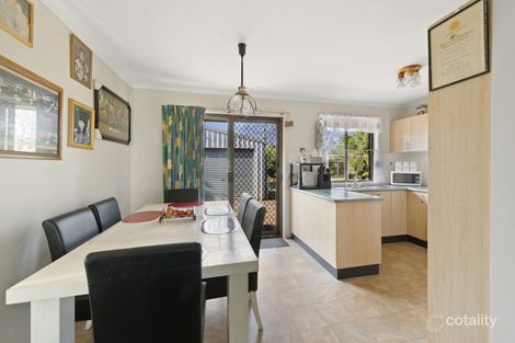 Property photo of 17 Seppelt Street Wilsonton Heights QLD 4350