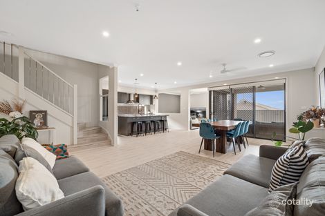 Property photo of 10 Arkenstone Way Leppington NSW 2179