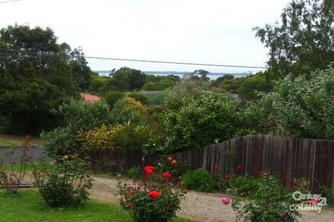 Property photo of 8 Beverley Hill Road Somers VIC 3927