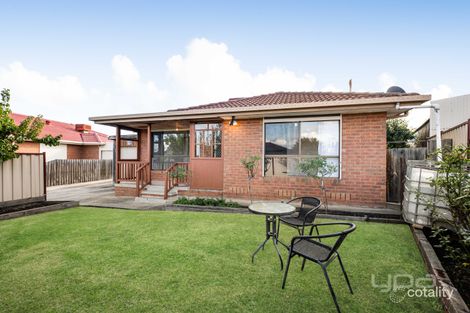 2/7 Woods Cl, Meadow Heights, VIC 3048