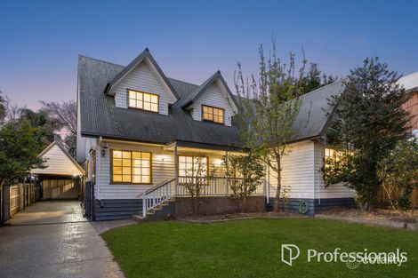 25 HILLSIDE RD, MOUNT WAVERLEY, VIC 3149