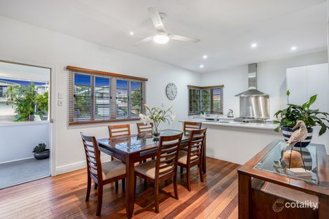Property photo of 17 Parkview Avenue Wynnum QLD 4178
