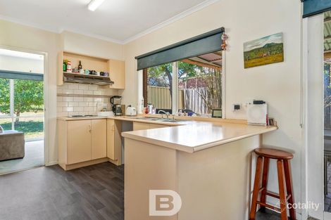 Property photo of 34 Honeysuckle Lane Woodend VIC 3442