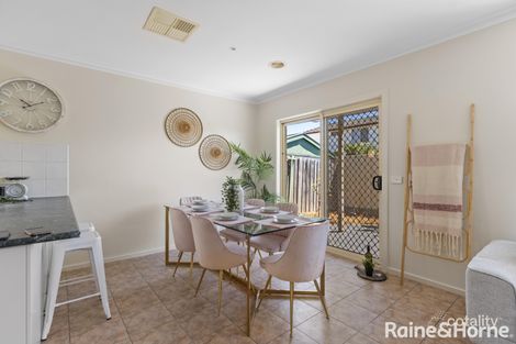 Property photo of 10 Runcorn Crescent Deer Park VIC 3023