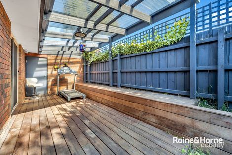 Property photo of 8/7-9 Tucker Street Cranbourne VIC 3977