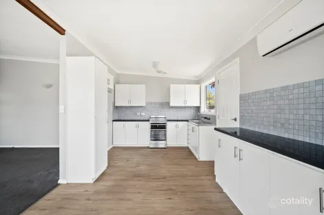 Property photo of 19 Dumbarton Place Engadine NSW 2233