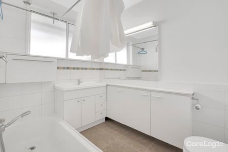 Property photo of 4 Outlook Rise Bundoora VIC 3083