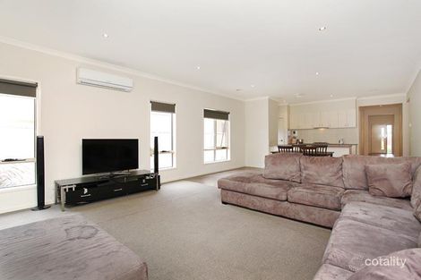 Property photo of 66 Lawson Way Caroline Springs VIC 3023