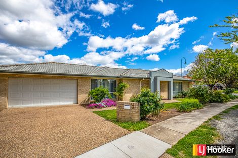 Property photo of 3 Carstairs Circuit Amaroo ACT 2914