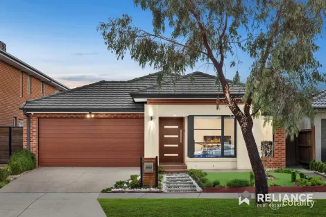 Property photo of 10 Cleopatra Street Tarneit VIC 3029
