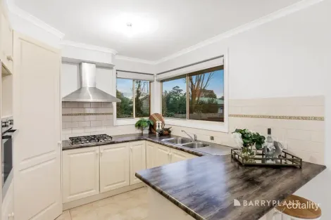 Property photo of 2/21 Kumala Road Bayswater VIC 3153