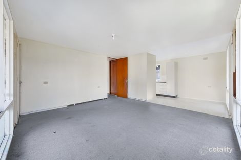 Property photo of 6 Elizabeth Way Airds NSW 2560