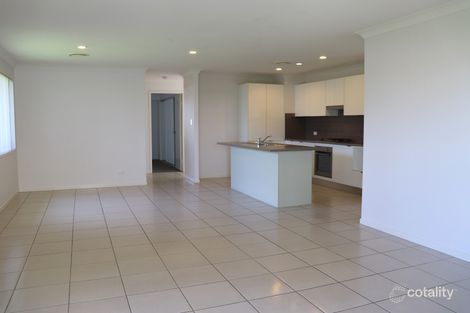 Property photo of 8 Highcrest Court Bucasia QLD 4750