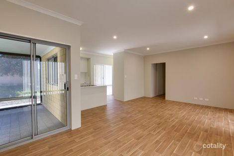 Property photo of 74 Whimbrel Crescent Coodanup WA 6210
