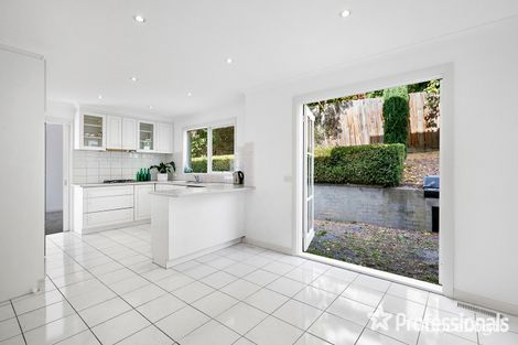 Property photo of 7 French Close Mooroolbark VIC 3138