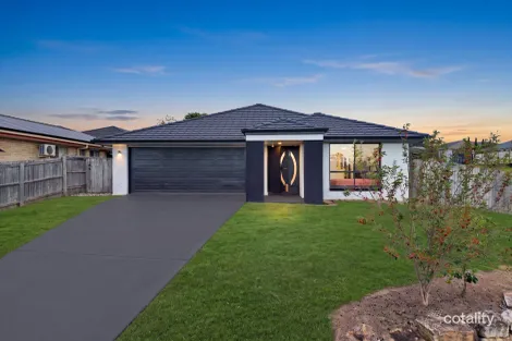 17 MARIGOLD AVE, REGENTS PARK, QLD 4118