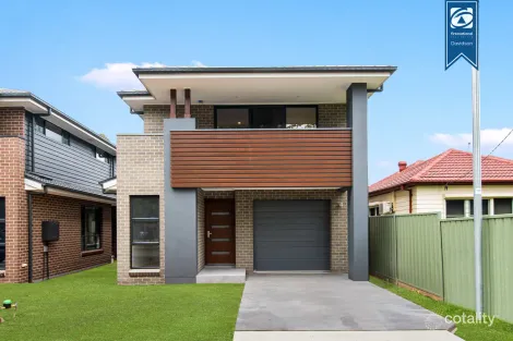 3 Birdwood Ave, Wattle Grove, NSW 2173