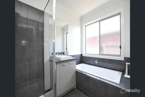 7 Jade Cres, Cobblebank, VIC 3338