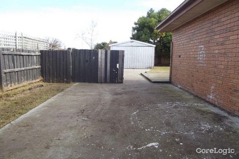 Property photo of 31 Hazelwood Avenue Cranbourne North VIC 3977