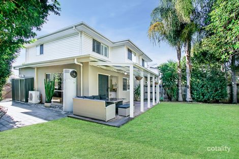 2/20 Barton Ave, Southport, QLD 4215