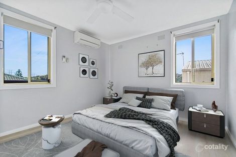 Property photo of 30 Illabunda Crescent Koonawarra NSW 2530