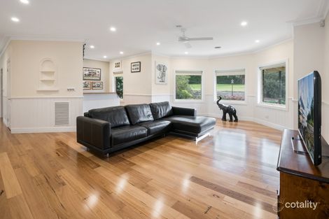 Property photo of 12 Janeallan Court Tyabb VIC 3913