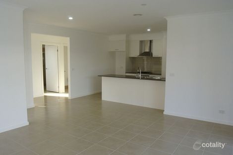 Property photo of 9 Farrow Place Maddingley VIC 3340