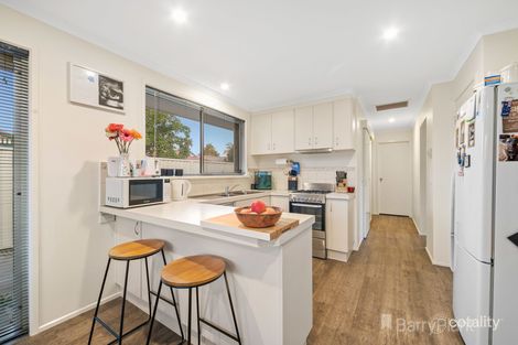 Property photo of 15 Alison Close Pakenham VIC 3810
