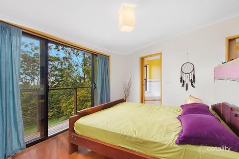 Property photo of 2 Coomburra Crescent Ocean Shores NSW 2483