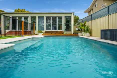 Property photo of 7 Hazel Close Berkeley Vale NSW 2261