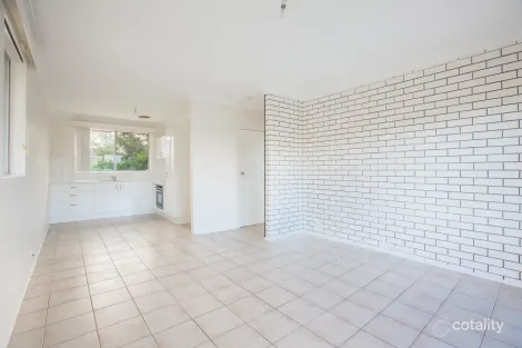 Property photo of 3/21 Robert Street Labrador QLD 4215