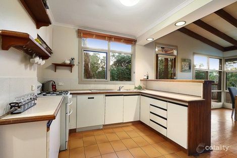 Property photo of 22 Leonard Crescent Eltham VIC 3095