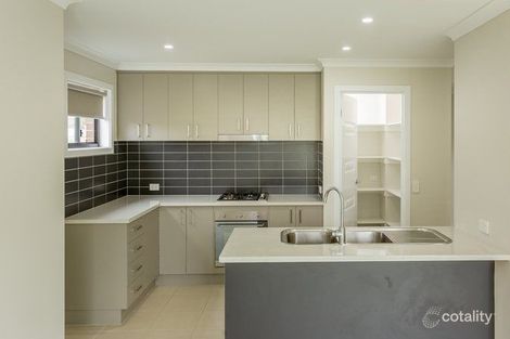 Property photo of 2/2 Honeysuckle Street Thurgoona NSW 2640