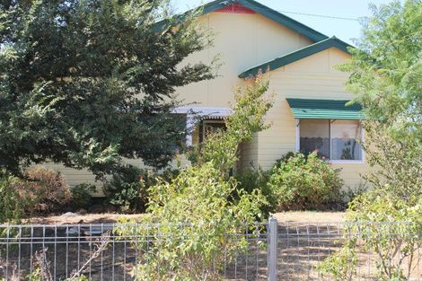 15 Arthur St, Manilla, NSW 2346