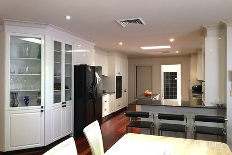 Property photo of 1 Maceri Place Edensor Park NSW 2176