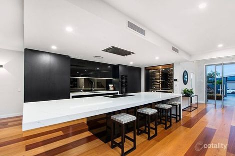 Property photo of 19 Donegal Crescent Bundall QLD 4217