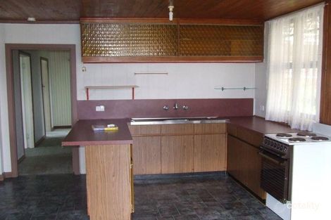 8 Bel-Air Cres, Beaumaris, TAS 7215