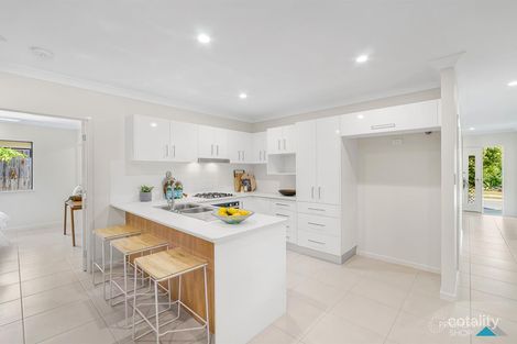 Property photo of 32 Landsborough Drive Smithfield QLD 4878
