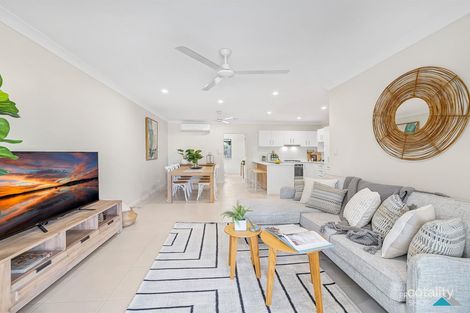 Property photo of 32 Landsborough Drive Smithfield QLD 4878