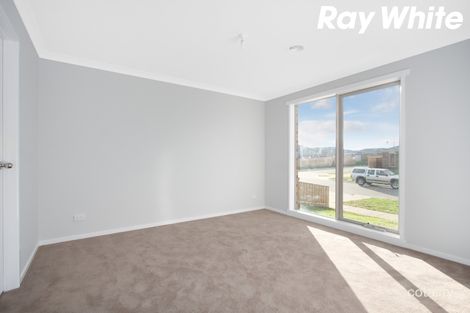 Property photo of 68 Greendale Boulevard Pakenham VIC 3810
