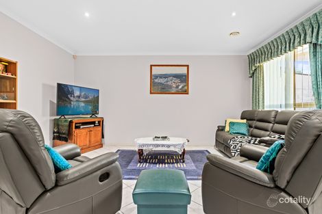 Property photo of 3 Pollock Drive Mill Park VIC 3082