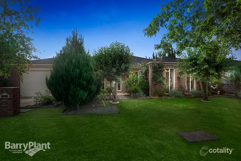 Property photo of 16 Sherman Court Berwick VIC 3806