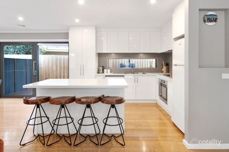 Property photo of 23 Henry Crescent Seaford VIC 3198