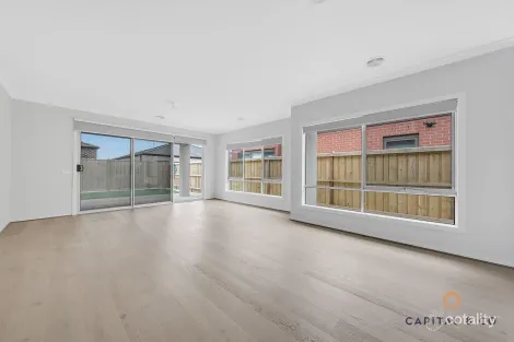 Property photo of 14 Bexley Terrace Donnybrook VIC 3064