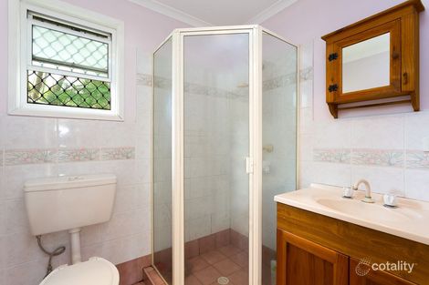 Property photo of 5 Eversleigh Road Scarborough QLD 4020