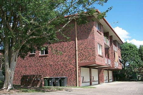 21 Embie St, Holland Park West, QLD 4121