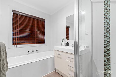 Property photo of 23 Pintail Crescent Taylors Lakes VIC 3038
