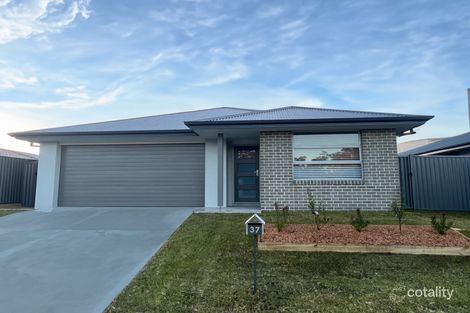 Property photo of 37 Commander Street Thrumster NSW 2444