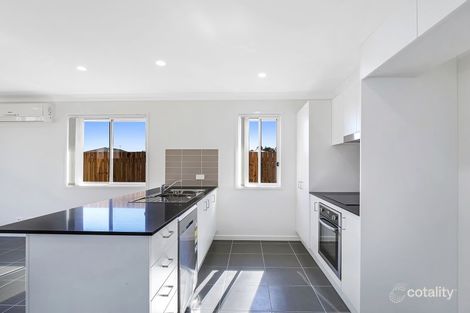 Property photo of 8 Granite Street Yarrabilba QLD 4207